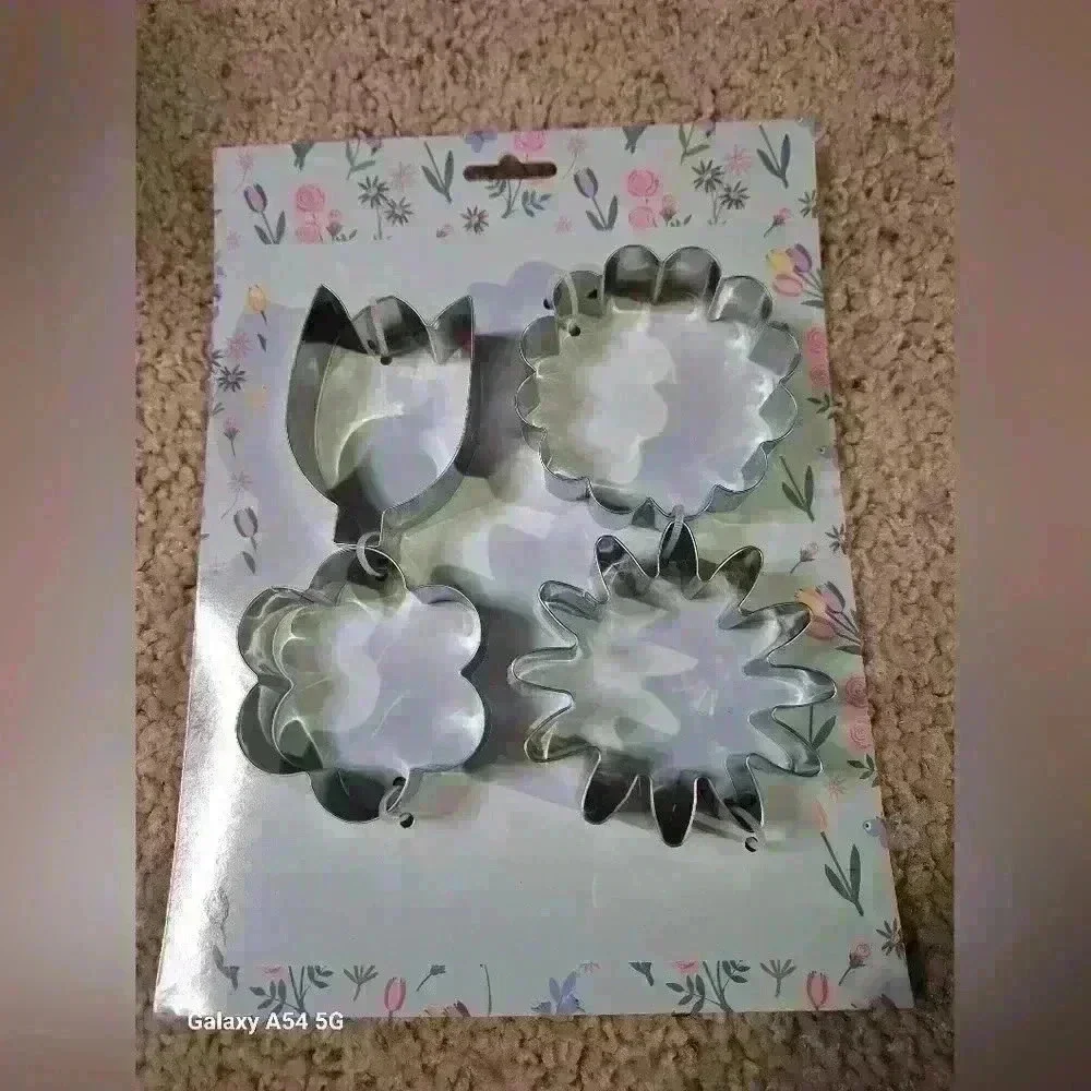 Spring cookie cutters 8pc - Picture 2 of 6